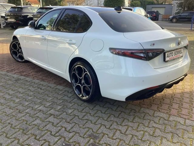 Alfa Romeo Giulia Q4 Turbo Veloce