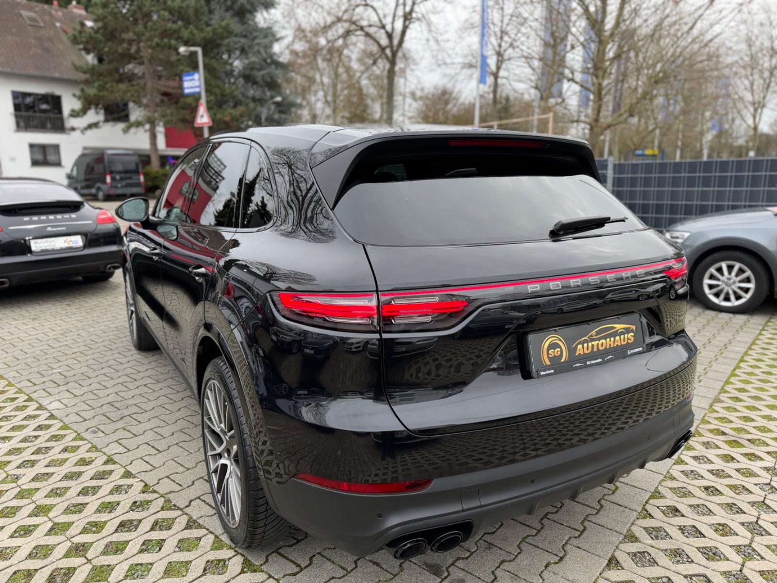 Porsche Cayenne Platinum Edition