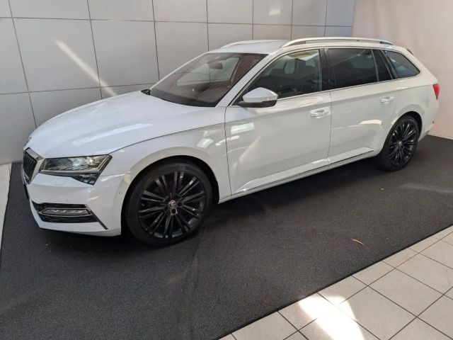 Skoda Superb 1.4 TSI Combi iV