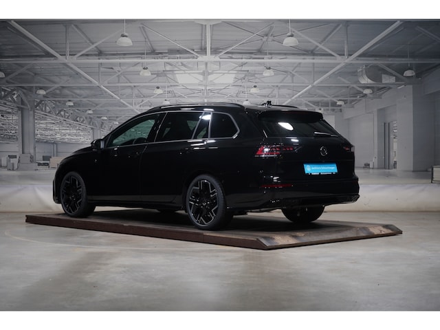 Volkswagen Golf 1.5 eTSI R-Line Variant