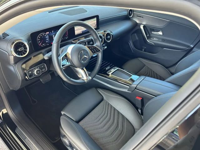 Mercedes-Benz CLA 180 Coupé