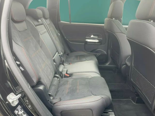 Mercedes-Benz GLB 220 4MATIC AMG Line