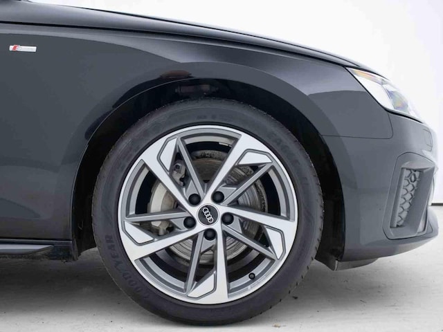 Audi A4 40 TDI Avant S-Tronic