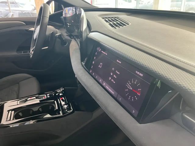 Audi A6 e-tron Quattro