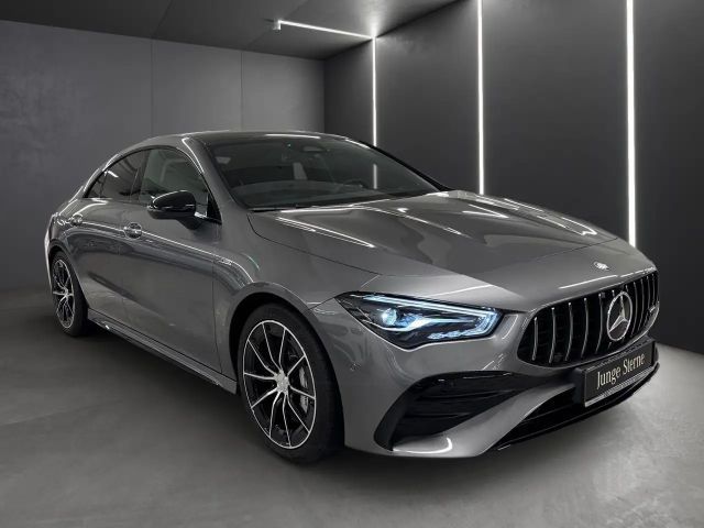 Mercedes-Benz CLA 35 AMG 4MATIC AMG Line Coupé