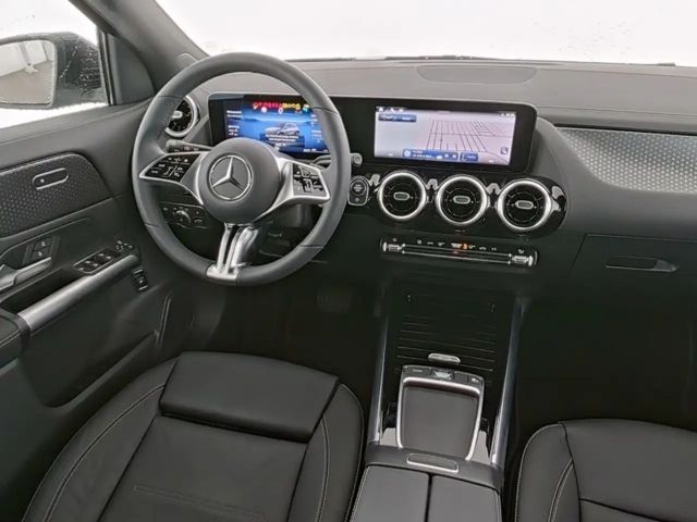 Mercedes-Benz GLA 180 Progressive