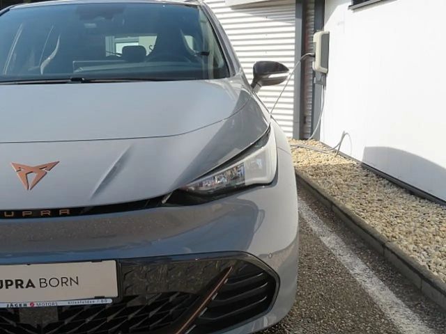 Cupra Born Sitzheizung Parkhilfe VO+HI