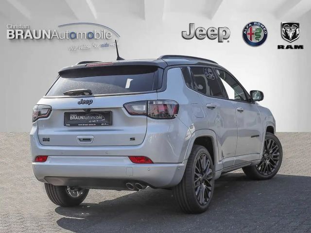 Jeep Compass 1.3 T-GDI S Leder Panorama 360° Kamera