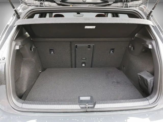 Volkswagen Golf 2.0 TSI GTI