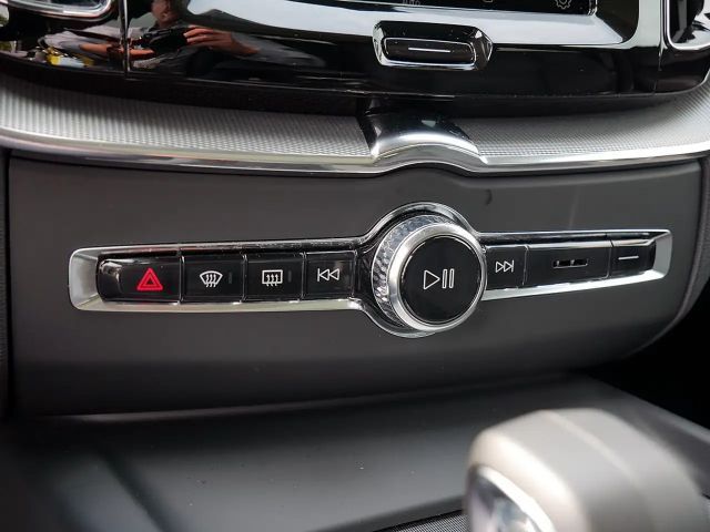 Volvo XC60 AWD Dark Recharge T8 Ultra