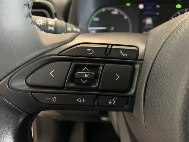 Mazda 2 Exclusive-line