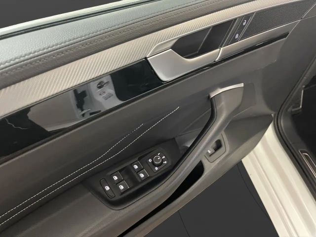 Volkswagen Arteon 2.0 TSI R-Line