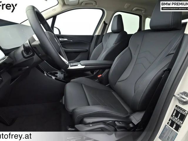 BMW 218 218d Active Tourer Sedan