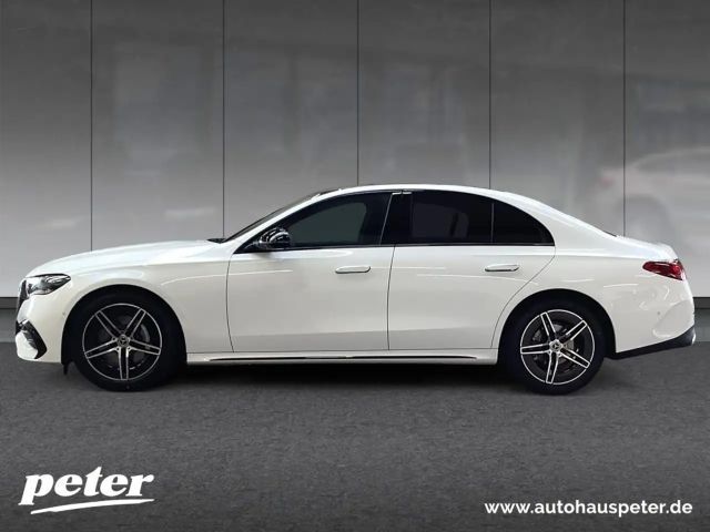 Mercedes-Benz E 200 AMG Line Sedan