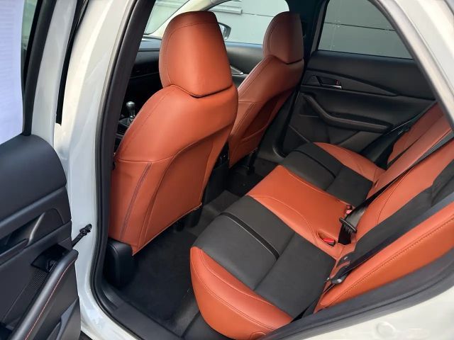 Mazda CX-30 Nagisa 140 Metallic