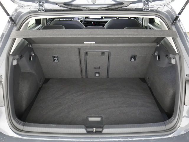 Volkswagen Golf 1.5 TSI Golf VIII Life