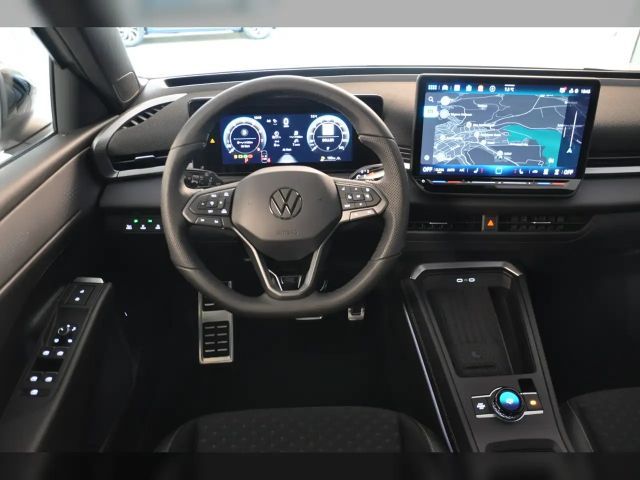 Volkswagen T-Roc 1.5 eTSI IQ.Drive R-Line