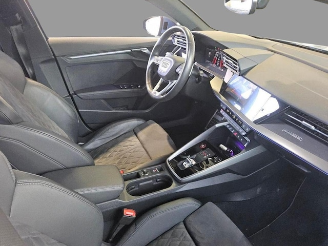 Audi RS3 Quattro S-Tronic Sedan