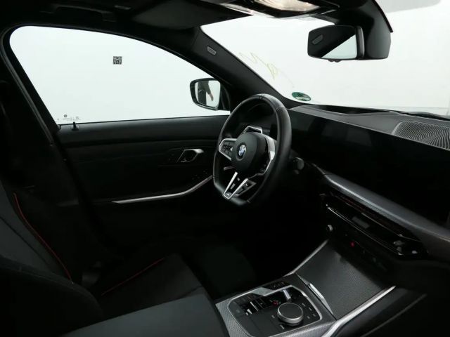 BMW 320 320d M-Sport Sedan