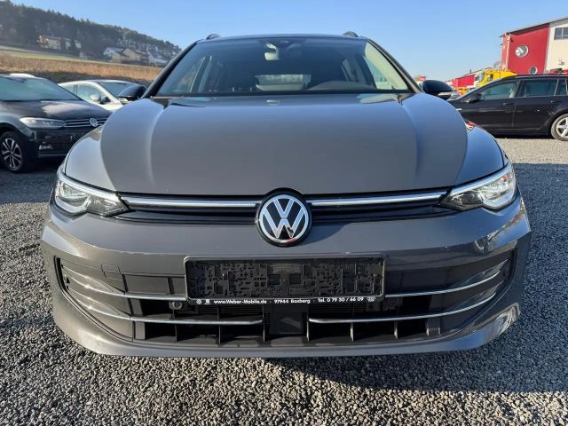 Volkswagen Golf 1.5 TSI Golf VIII