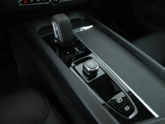 Volvo XC60 AWD Momentum