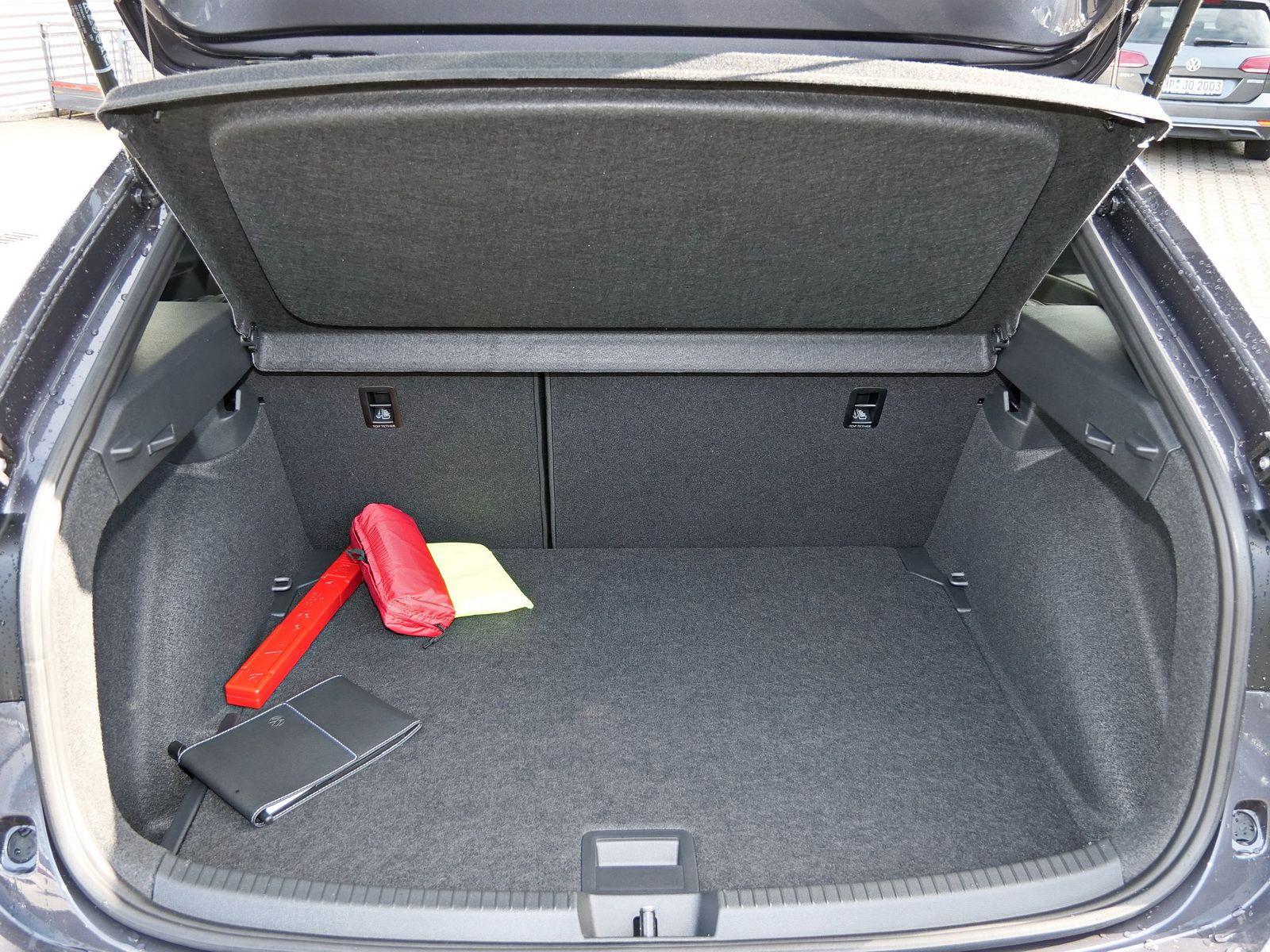 Volkswagen Taigo 1.0 TSI DSG R-Line