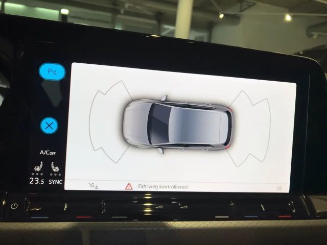 Volkswagen Golf 1.5 TSI Golf VIII