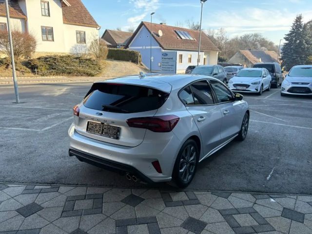 Ford Focus EcoBoost ST Line