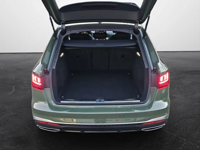 Audi A4 40 TFSI Avant Quattro S-Line S-Tronic