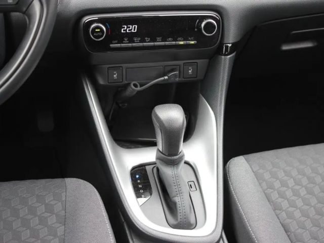 Toyota Yaris Comfort Hybride Team D