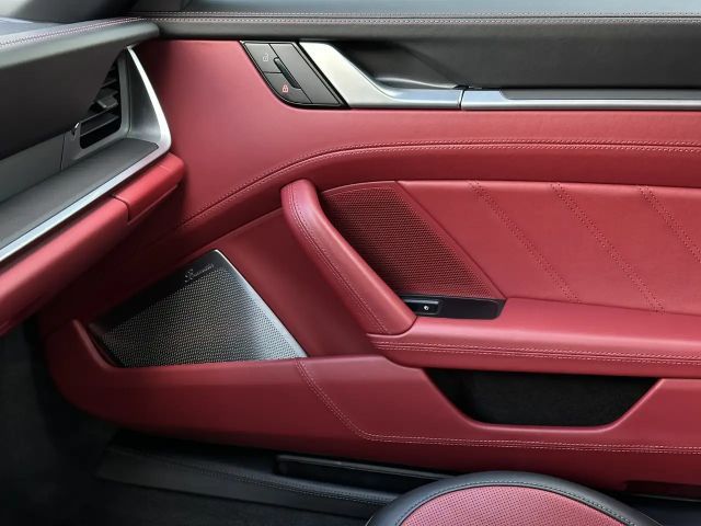 Porsche 992 4 Cabrio GTS Targa