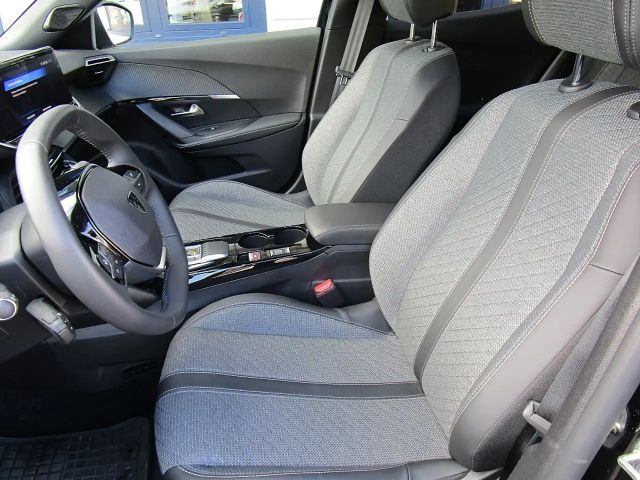 Peugeot E-2008 Allure Pack