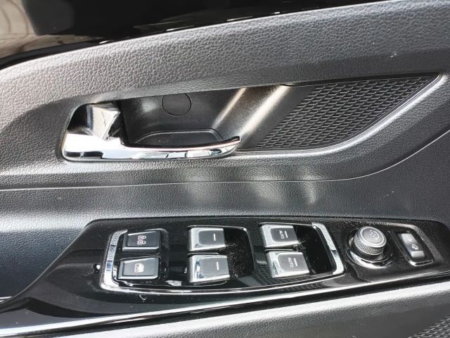 SsangYong Korando e-Motion PLATINUM +T.LEDER+ABSTANDSPILOT