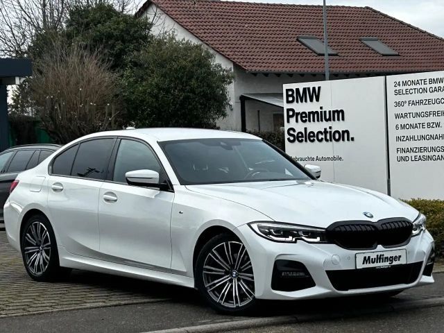 BMW 320 320d M-Sport Sedan xDrive