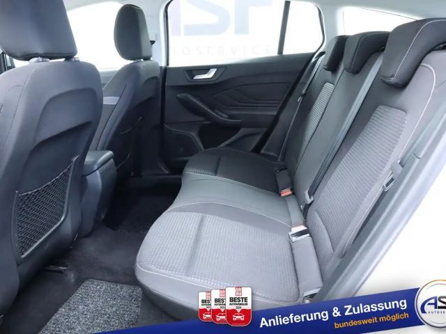 Ford Focus Cool & Connect Wagon