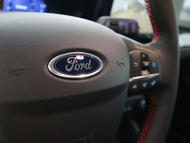 Ford Focus EcoBoost ST Line