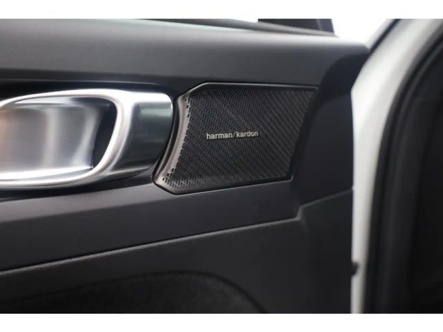 Volvo XC40 R-Design T3