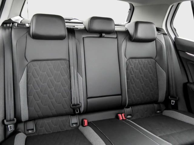 Volkswagen Golf 2.0 TDI DSG Golf VIII