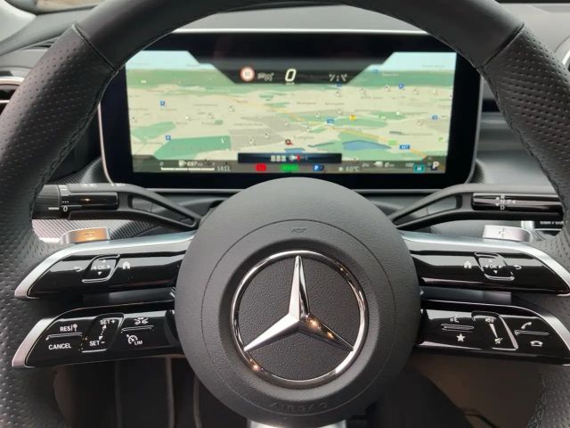 Mercedes-Benz C 300 4MATIC Sedan