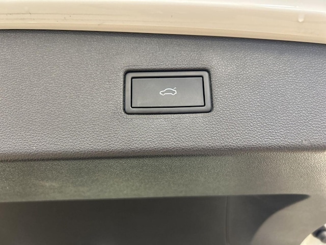 Volkswagen Tiguan 2.0 TDI Allspace DSG R-Line