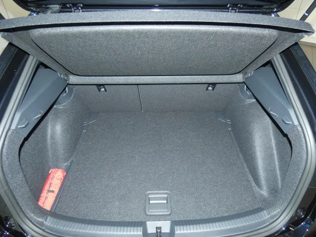 Volkswagen Taigo 1.0 TSI DSG R-Line