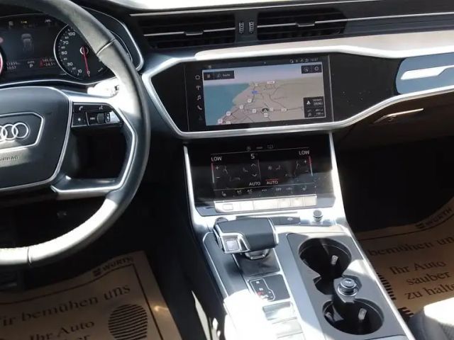 Audi A6 Avant Quattro