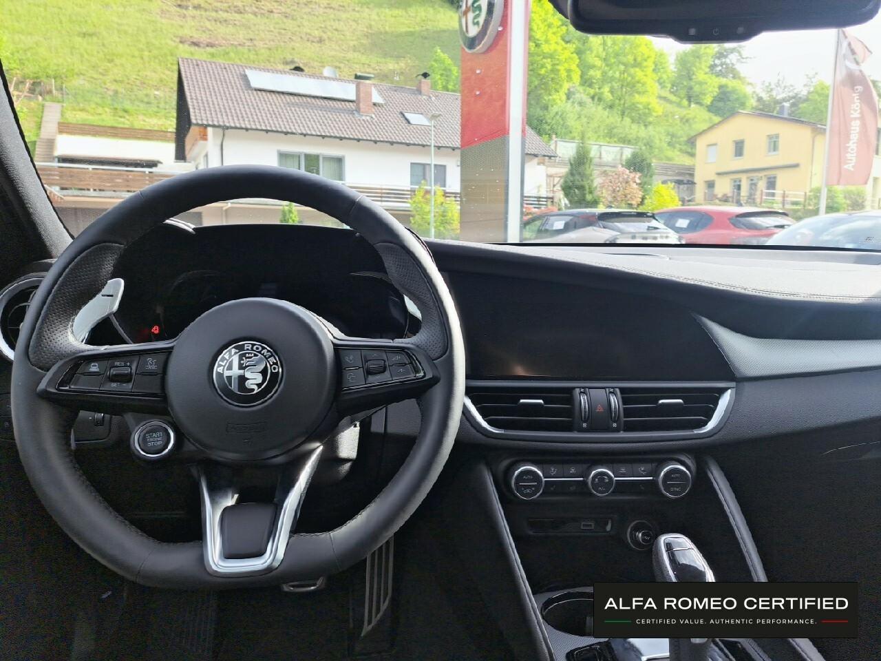 Alfa Romeo Giulia AT8 Q4 Turbo Veloce