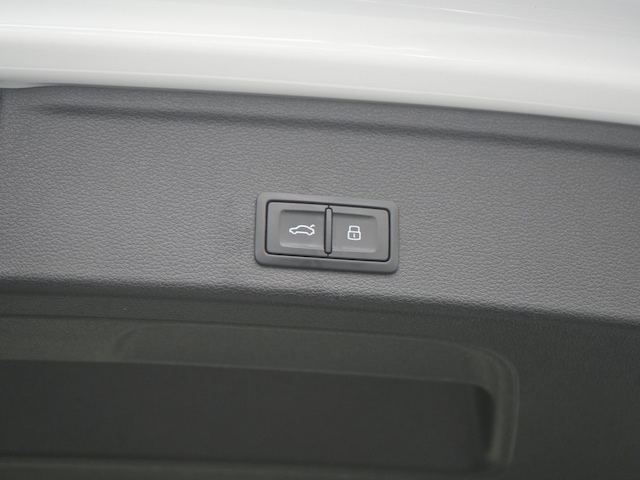 Audi A4 40 TDI Avant Quattro S-Line S-Tronic