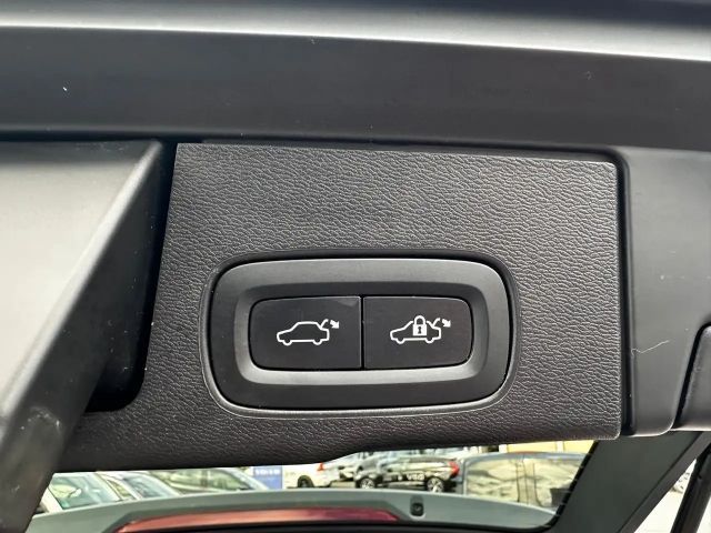 Volvo XC60 AWD Plus T6