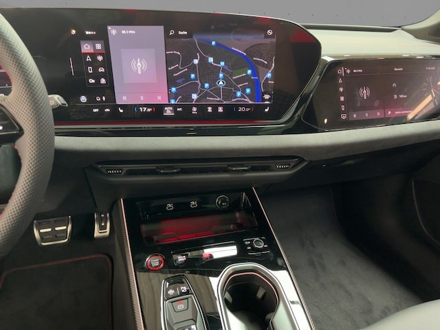 Audi A6 Avant Quattro S-Tronic