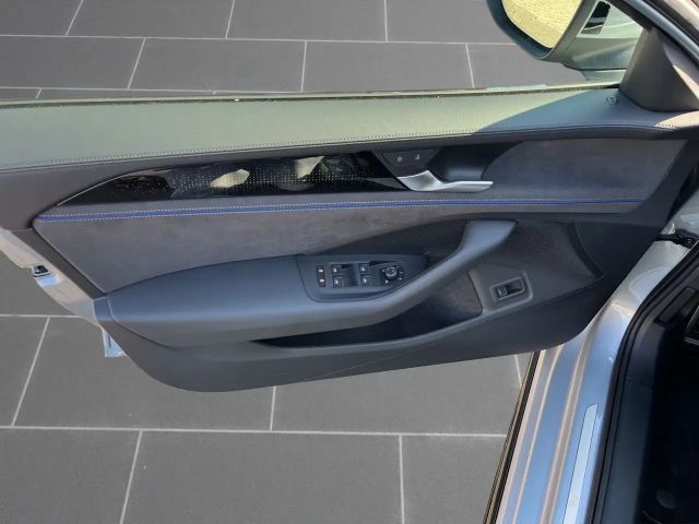 Volkswagen Passat IQ.Drive R-Line