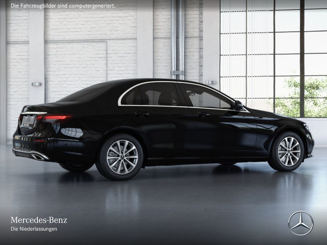 Mercedes-Benz E 200 Sedan