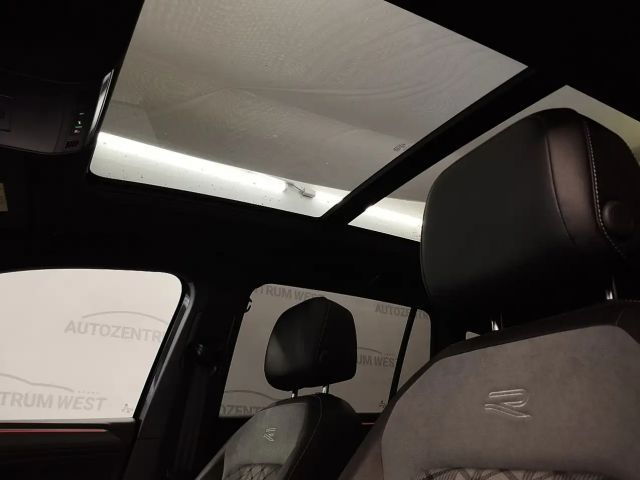 Volkswagen Tiguan 4Motion DSG R-Line