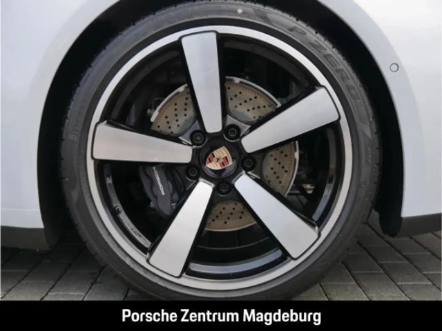 Porsche 992 Cabrio Carrera